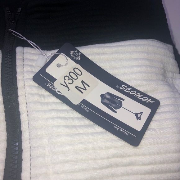 NWT A0W07S Black and White Men’s Jacket - Picture 4 of 12